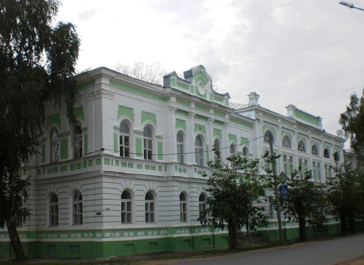 Здание школы-интернат