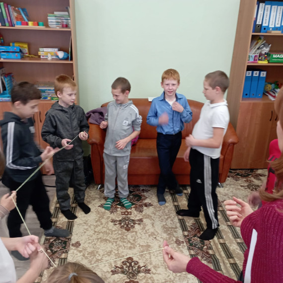 Дети на занятии.